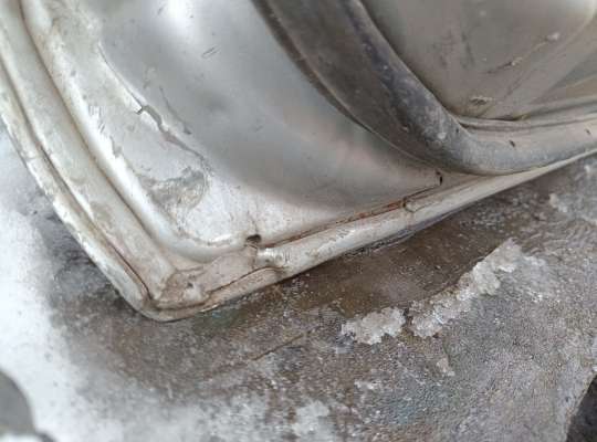 купить Дверь боковая на Pontiac Vibe