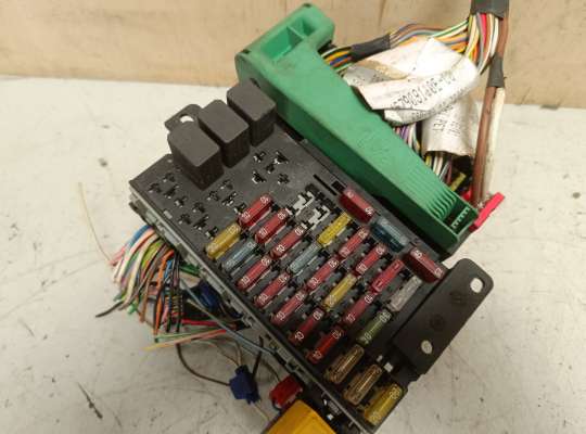 купить Блок предохранителей на Fiat Palio (178)