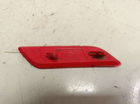 Фонарь габаритный в бампер на Ford Focus II