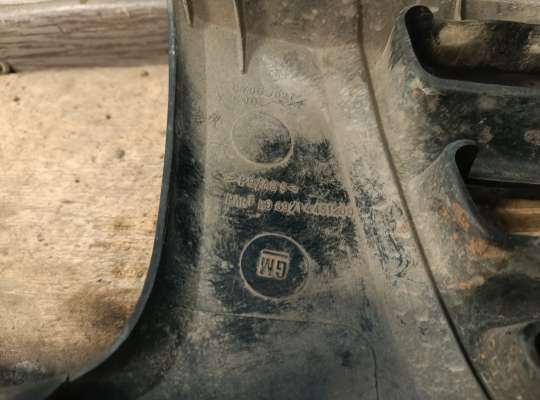 купить Решетка радиатора на Opel Frontera B