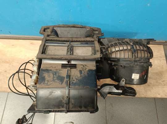 купить Корпус отопителя (печки) на Ford Focus I