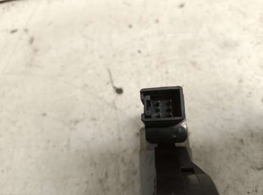 купить Моторчик стеклоподъемника на Mazda 6 I (GG)