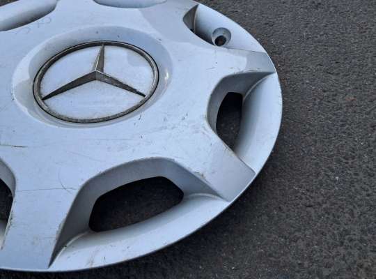 купить Колпак колесный на Mercedes-Benz C (W203)