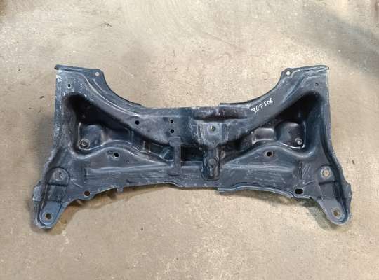 купить Балка подвески передняя (Подрамник) на Toyota Yaris P9