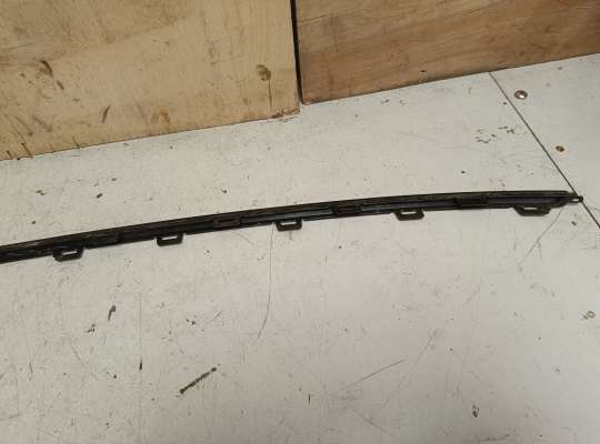 купить Молдинг заднего бампера на Volkswagen Polo Mk5 (6R/6C)