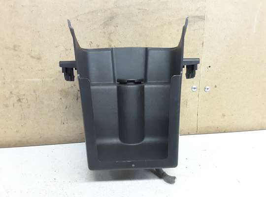 Бардачок (вещевой ящик) OP2264129 на Opel Astra J