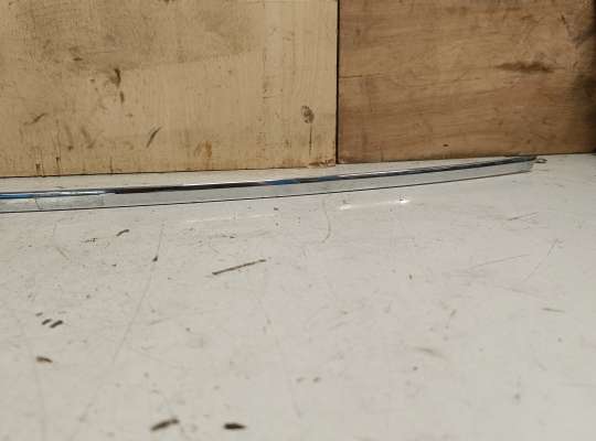 купить Молдинг крышки багажника на Volkswagen Polo Mk5 (6R/6C)