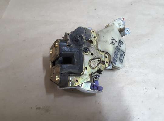 Замок боковой двери NS01710 на Nissan Almera II N16