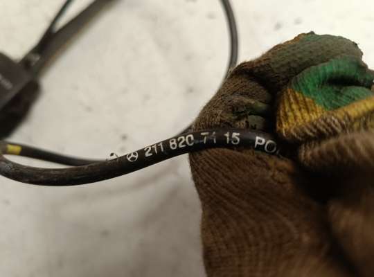 купить Замок ремня безопасности на Mercedes-Benz E (W211)