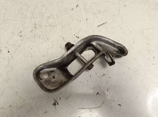 купить Кронштейн заднего рычага на Ford Mondeo III