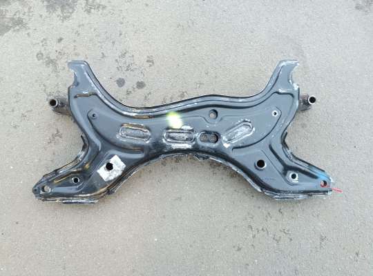 Балка подвески передняя (Подрамник)