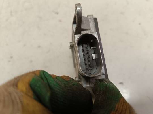 купить Блок смены полосы движения на Volkswagen Touareg II (7P)