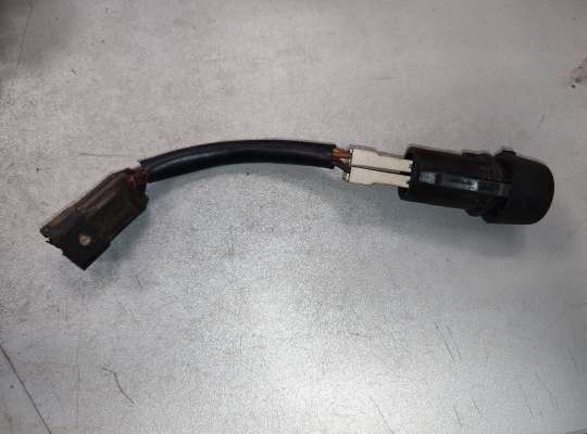 Кнопка корректора фар OP1747959 на Opel Frontera A