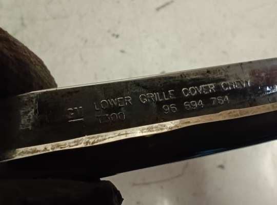 купить Рамка решетки радиатора на Chevrolet Aveo II (T300)