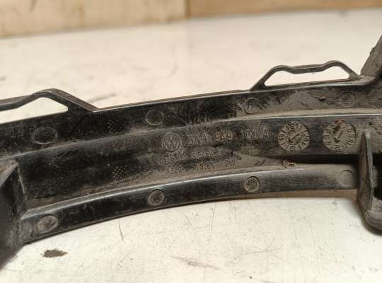 купить Повторитель в зеркало на Volkswagen Tiguan II