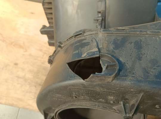 купить Корпус отопителя (печки) на Ford Focus I