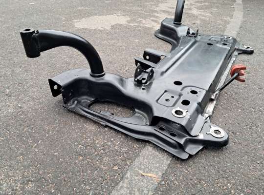 купить Балка подвески передняя (Подрамник) на Ford Fusion (JU)