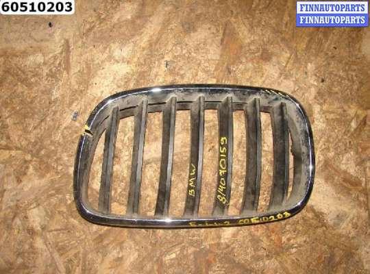 Решетка радиатора BM2681596 на BMW X5 (E70)
