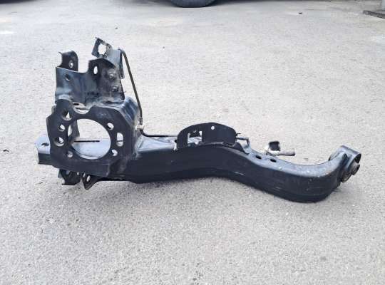 купить Рычаг подвески на Nissan Qashqai I (J10)