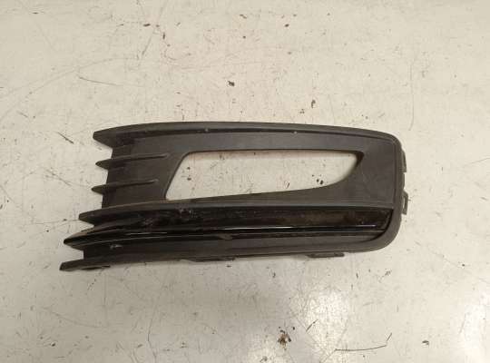 Решетка (заглушка) бампера VG2578005 на Volkswagen Polo Mk5 (6R/6C)