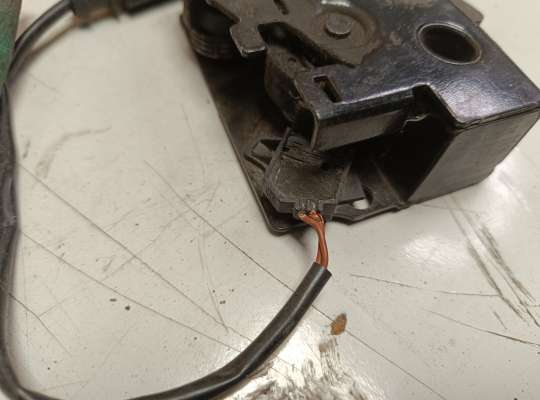 купить Замок капота на Volkswagen Polo Mk5 (6R/6C)