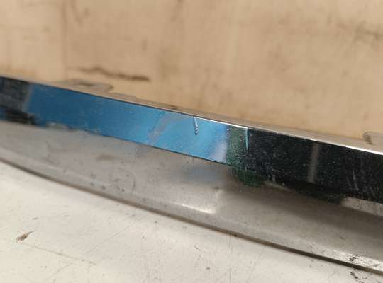 купить Молдинг бампера на Volkswagen Touareg II (7P)