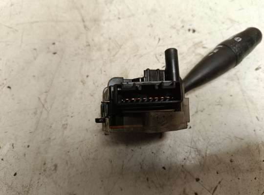 купить Переключатель дворников на Pontiac Vibe