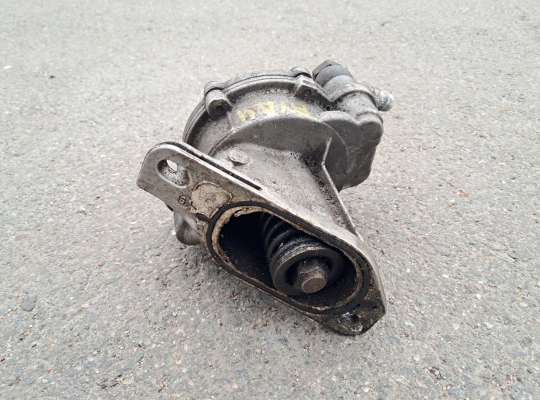 купить Насос вакуумный на Audi 100 (4A, C4)