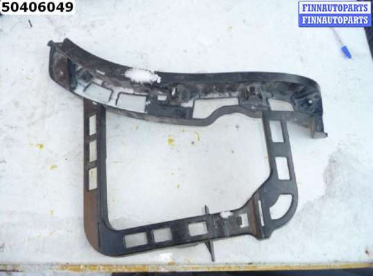 Кронштейн заднего бампера правый VG2162701 на Volkswagen Passat B7 (36)