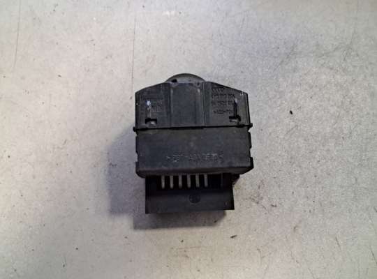 купить Корректор фар на Audi A6 (C5)