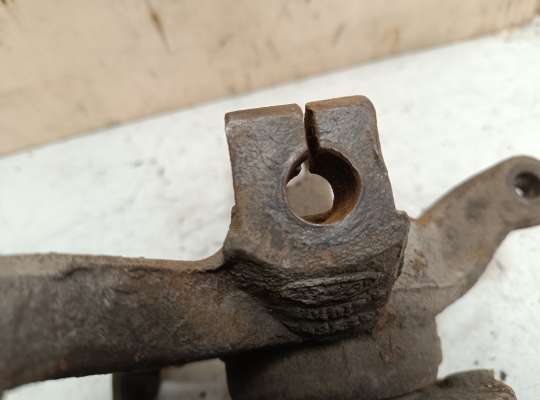 купить Кулак подвески на Ford Focus I