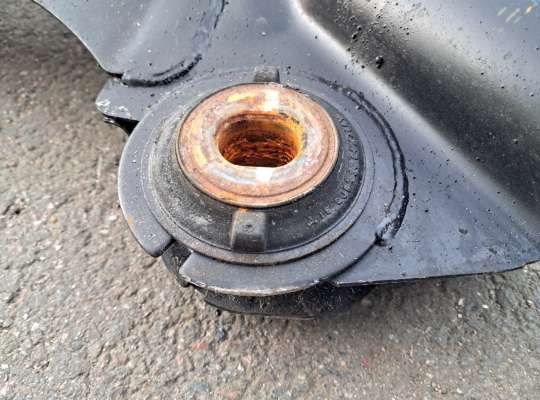 купить Балка подвески передняя (Подрамник) на Mazda 6 I (GG)