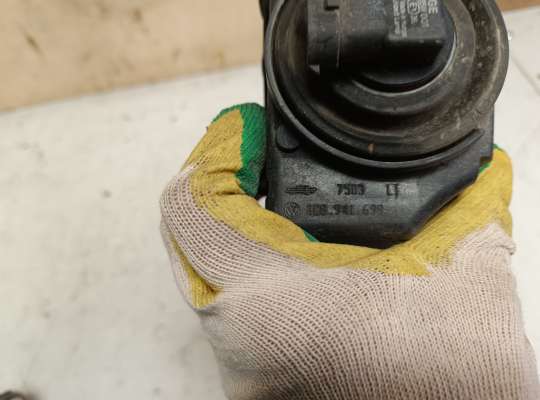 купить Фара противотуманная (ПТФ) на Volkswagen Passat CC (357)