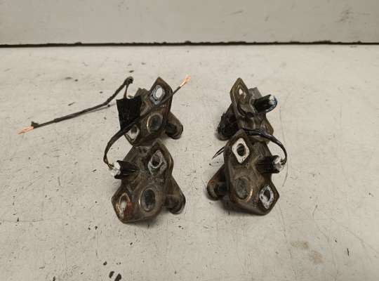 Концевик FO2208015 на Ford Focus I