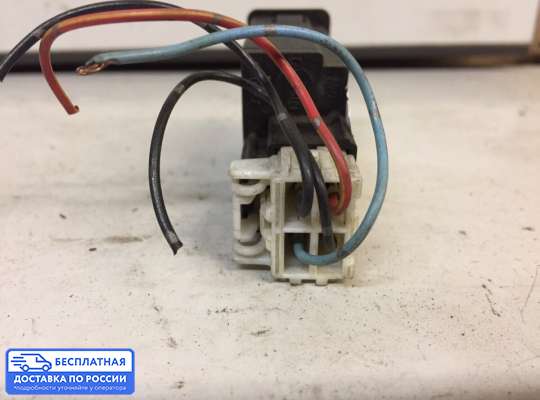 Переключатель света на Nissan Primera (P11)
