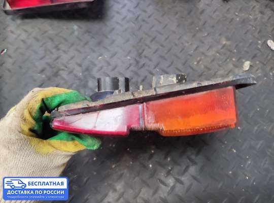 Фонарь крышки багажника на Audi 100 (44Q, C3)