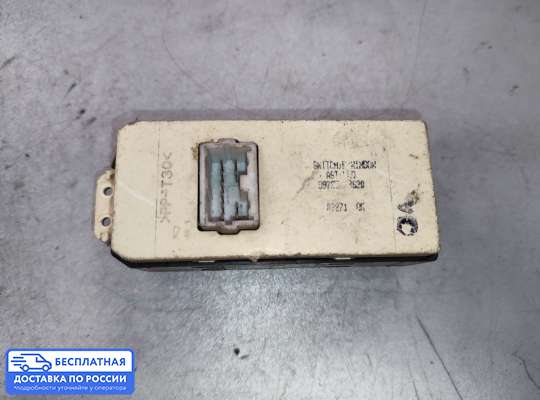 Кнопки стеклоподьемника на Opel Frontera B
