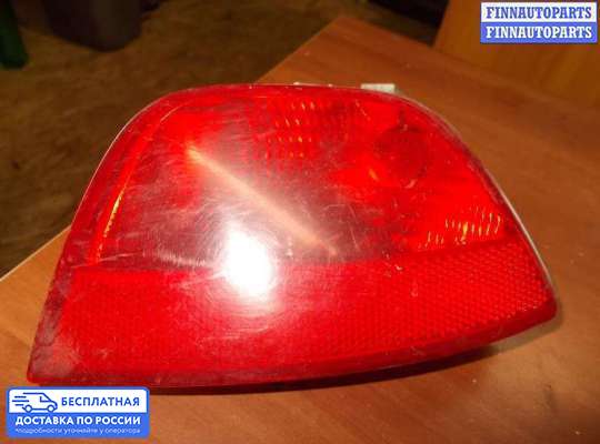 Фонарь габаритный в бампер на Ford Focus I