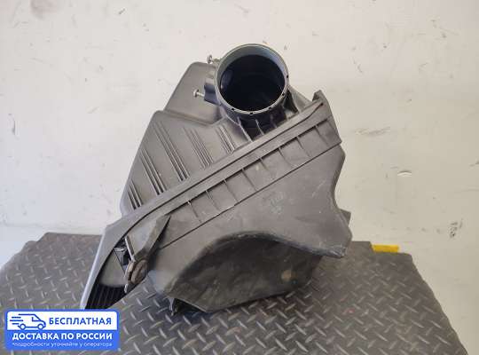 Корпус воздушного фильтра на BMW 5 (E60/E61)
