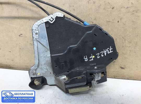 Замок боковой двери на Toyota Avensis II (T250)