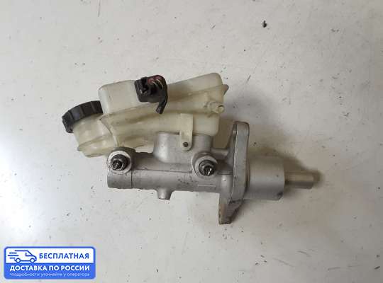 Главный тормозной цилиндр (ГТЦ) на Mazda 3 I (BK)