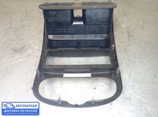 Консоль салона на Peugeot 206