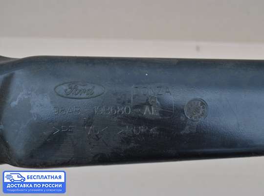 Воздухозаборник на Ford Focus I