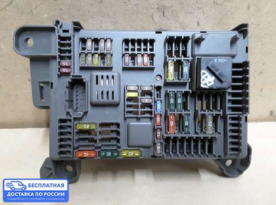 Блок предохранителей на BMW X5 (E70)