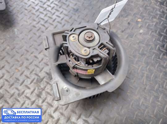 Мотор отопителя на Opel Vectra B