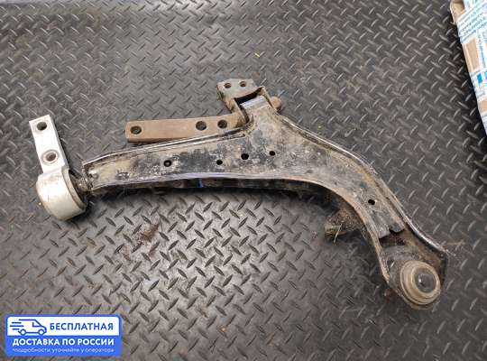 Рычаг подвески на Nissan Primera (P12)