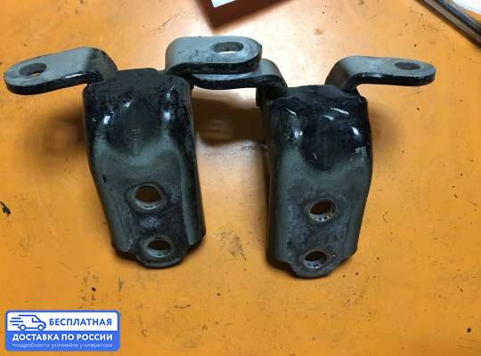 Петля двери на Hyundai Tucson I (JM)