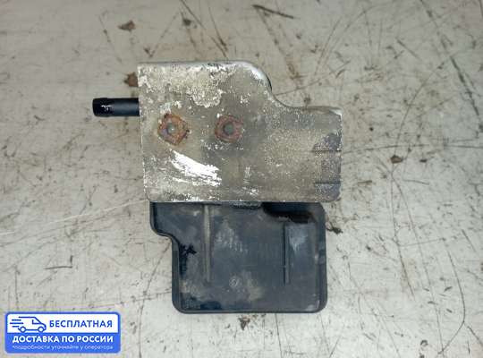 Бачок гидроусилителя на Volkswagen Polo Mk3 (6N/6KV)