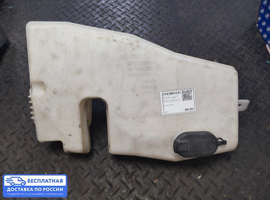 Бачок омывателя на Renault Sandero I
