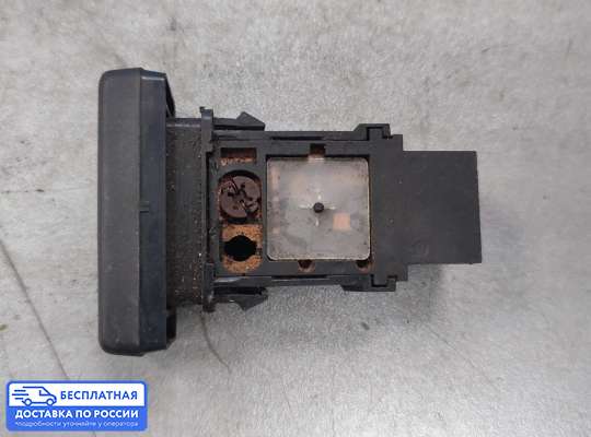 Кнопки на Nissan Terrano II R20